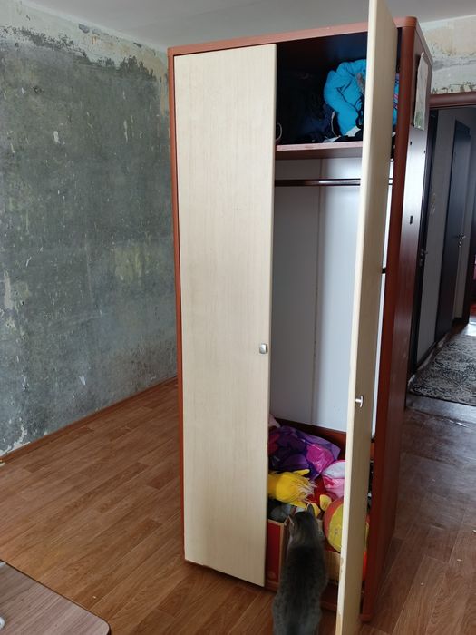 Продам шкаф в хорошем состоянии