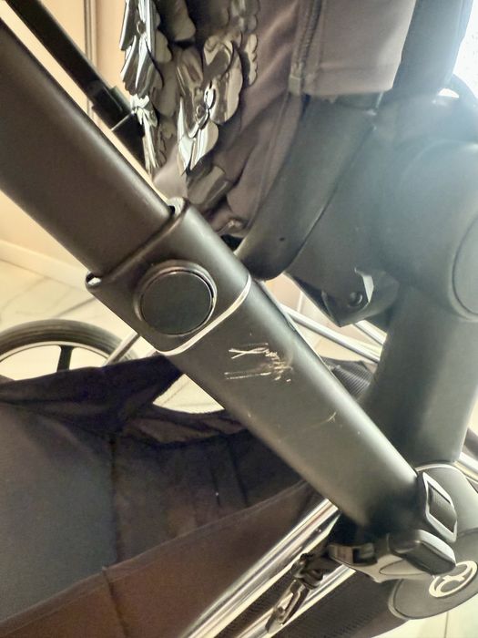 Комплект Cybex Priam 3.5 Simply Flowers Grey+чанта