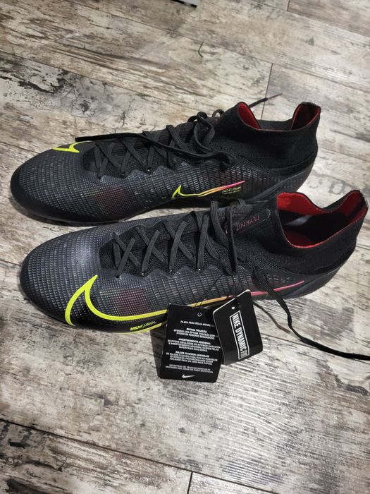 Ghete Adidas  Fotbal