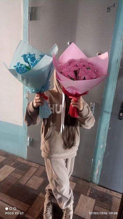 Momiq gul qoʻldan yasalgan, suliymaydigan buketlar.