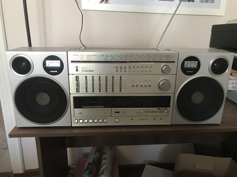 boombox Silver sr8800l