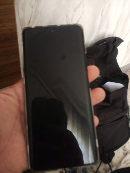 Poco x7 juda zoʻr telefon