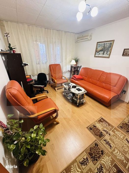Apartament 3 camere, zona Vlaicu, Bloc renovat