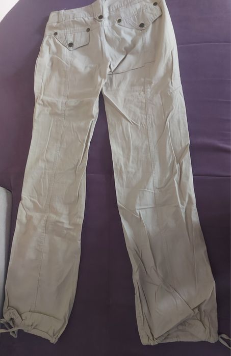 Дамски дънки и панталони