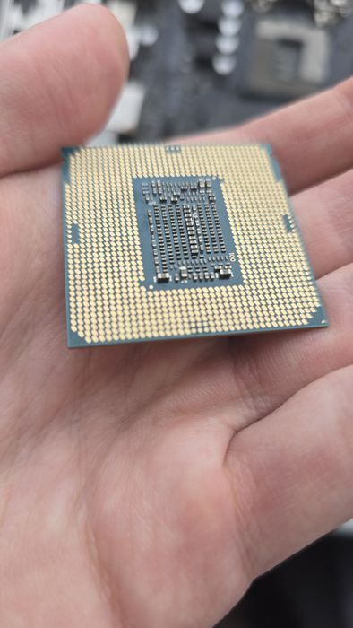 Продам процессор Intel. G5400