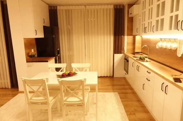 Дава се под наем Тристаен апартамент в София, Изток - 100 кв.м за 1100 € - Снимка #2