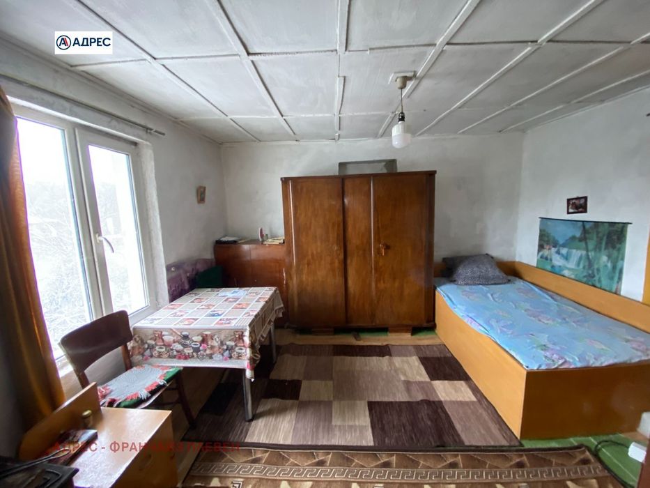 Продава се Къща в с. Чирен, Област Враца - 67 кв.м за 284 €/кв.м - Снимка #5