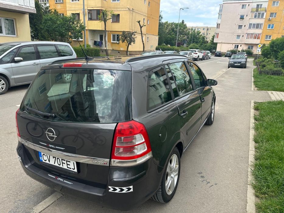 De vanzare Opel Zafira 1,7