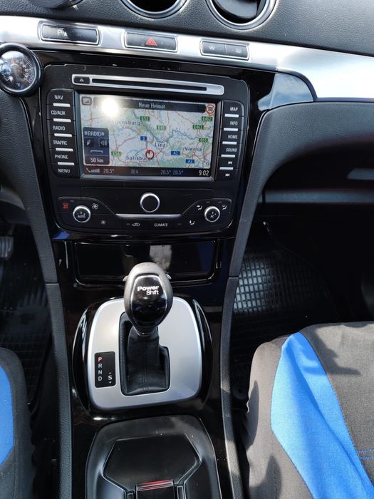 Ford Galaxy Titanium