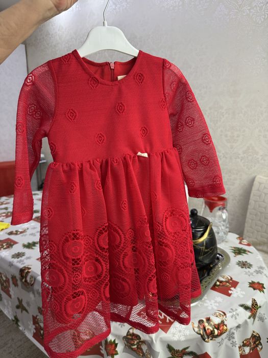 Продам детское платье