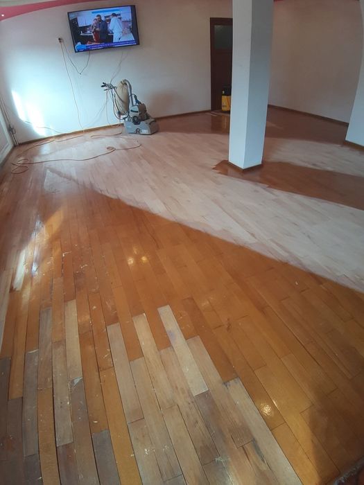 Rașchetare -reconditionare parchet masiv și scări interioare, montat