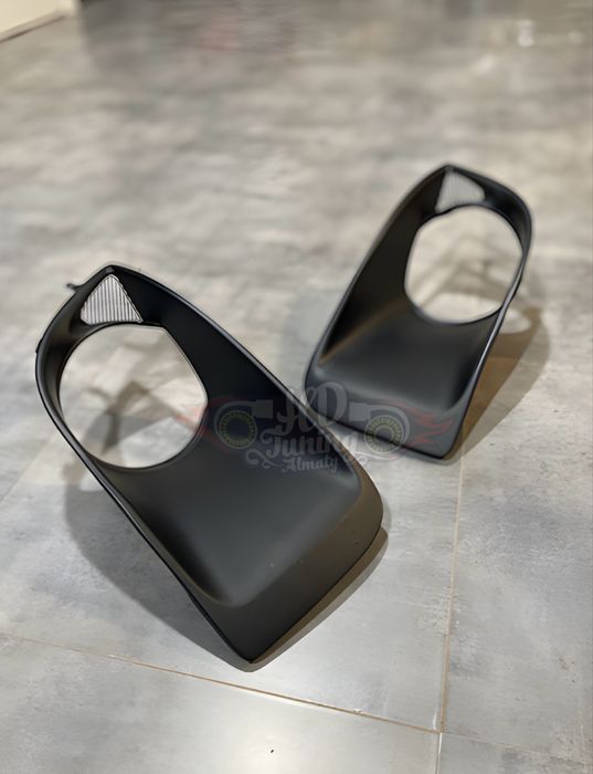 Крышки противотуманных фар Subaru Impreza GDB