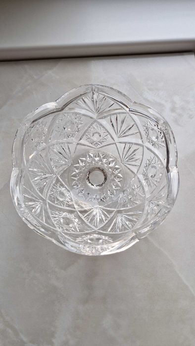 Продам хрустальную конфетницу (пр-во СССР)