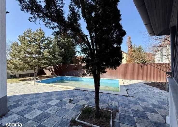 Vilă spațioasă de închiriat | 3 etaje | 4 dormitoare | piscină
