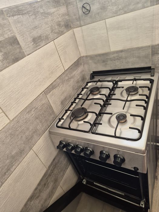 Vand aragaz beko. Pret 850