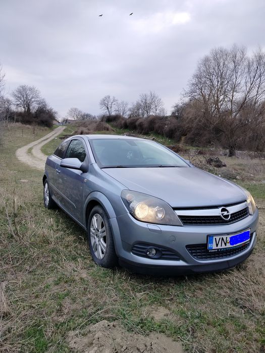 Vând Opel Astra GTC