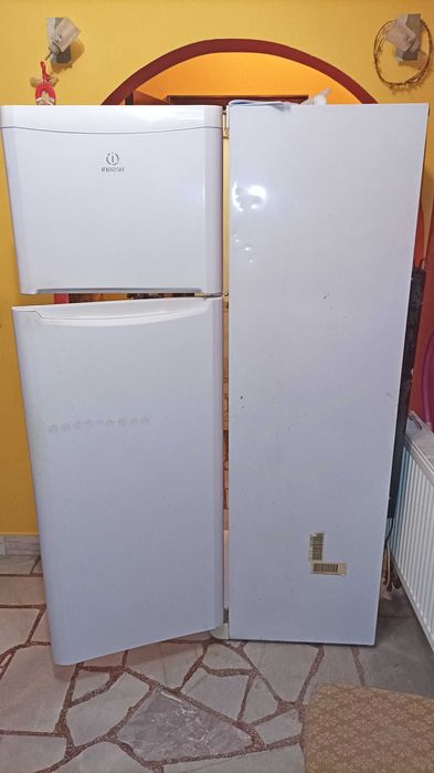 Хладилник Indesit TAN 3