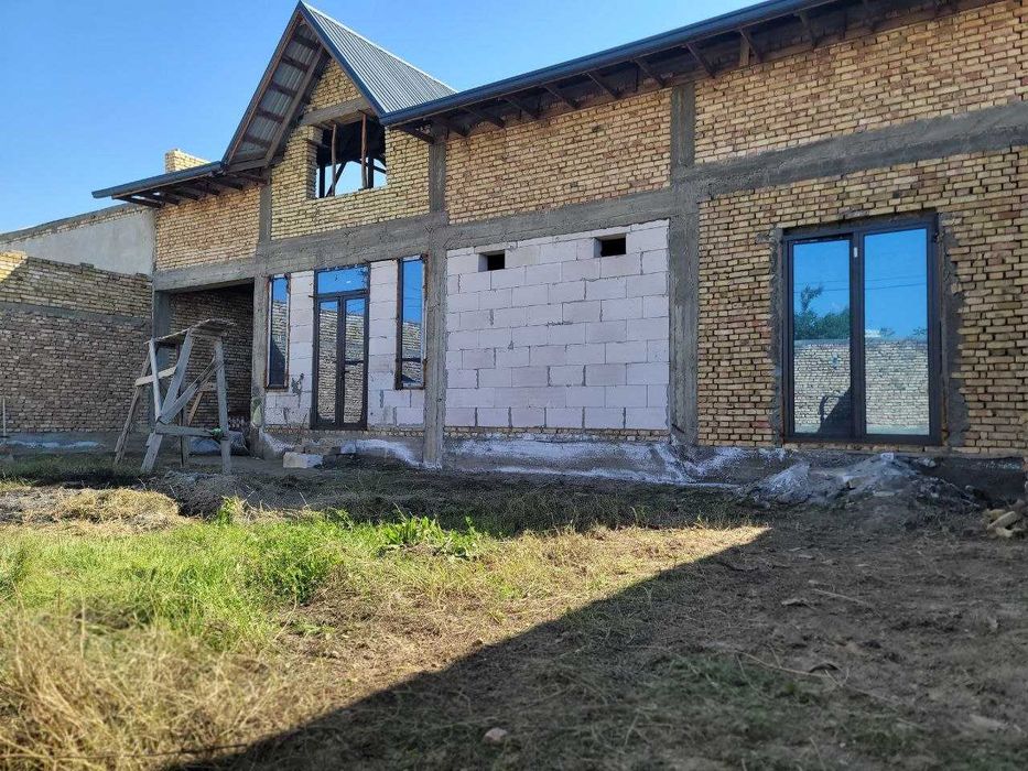 Коттедж сотилади