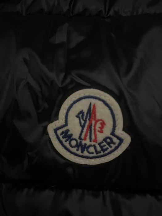 MONCLER жилетка