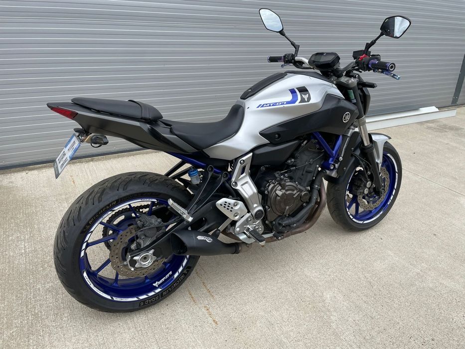 Yamaha mt-07 2016