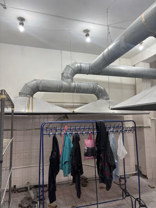 Продам вытяжные зонты