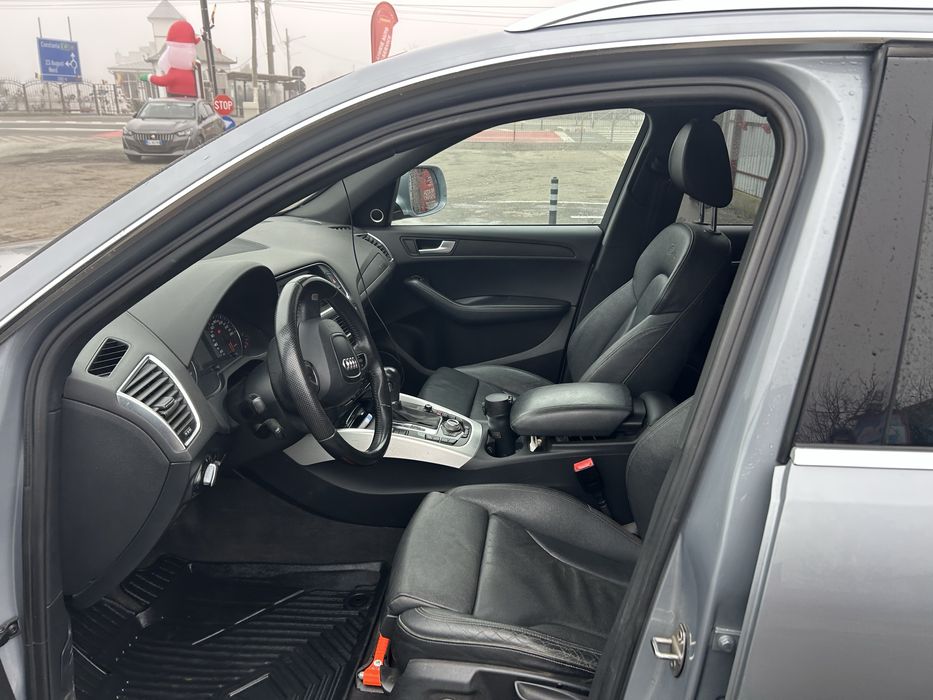 Audi Q5 din 2012 /2000 benzina 212HP