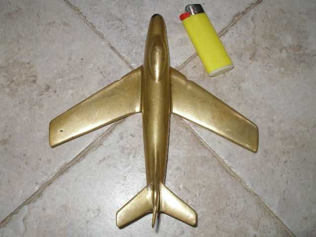 .Бронзов Самолет.