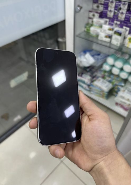 HONOR 600 pro прадаю