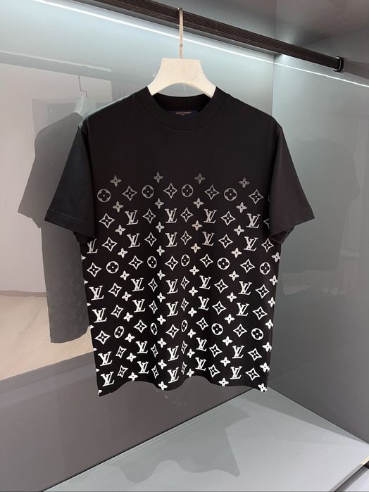 Tricouri Louis Vuitton Monogram Alb si Negru !