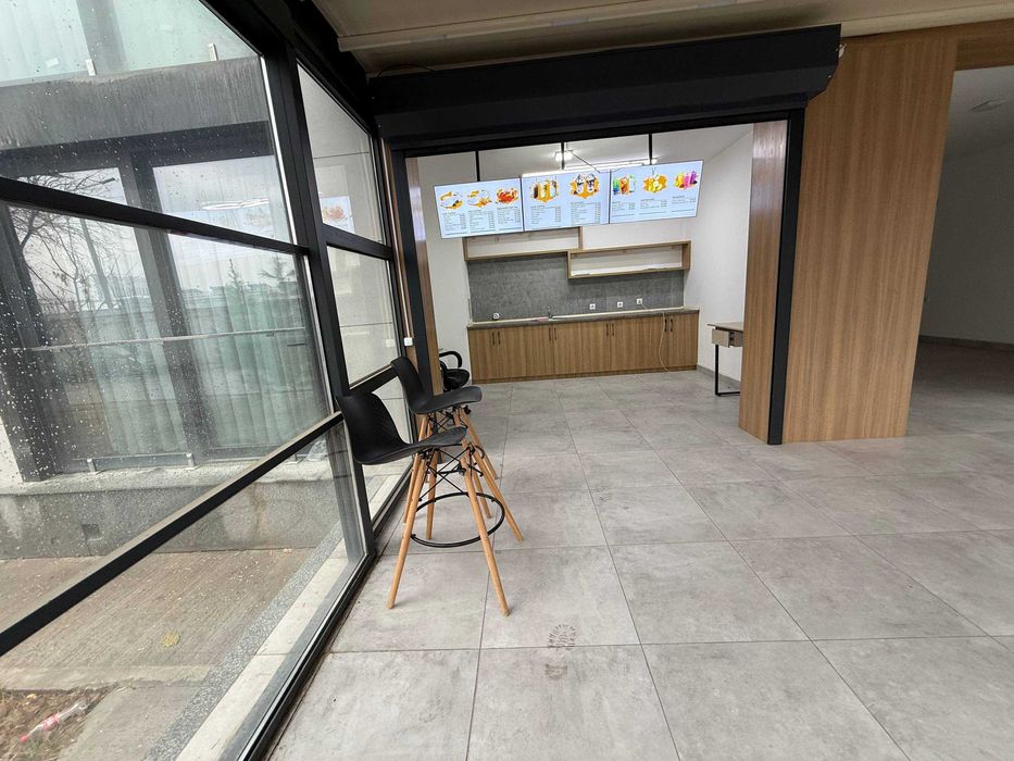 Продажа коммерческое помещения /Нежилое под кафе или офис