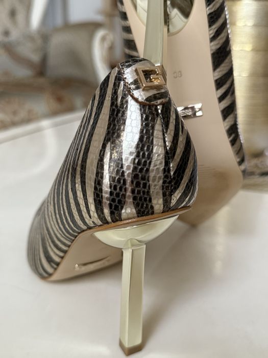 Дамски обувки Guess