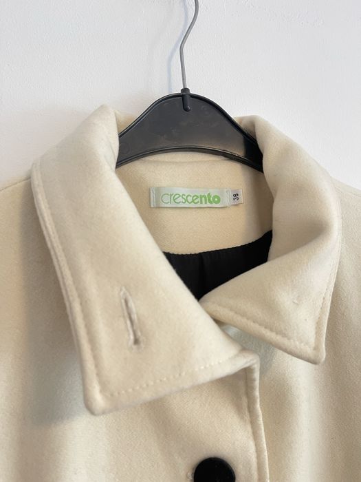 Palton alb marime 36/S lână, pisica aplicata, deosebit