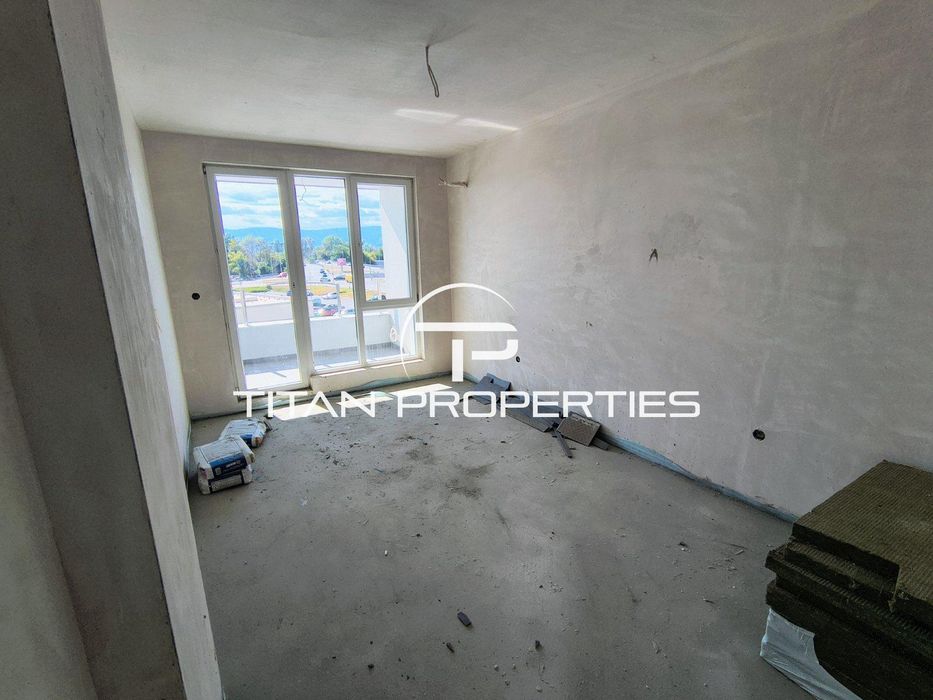 Продава се Двустаен апартамент в Пловдив, Гагарин - 70 кв.м за 1429 €/кв.м - Снимка #2