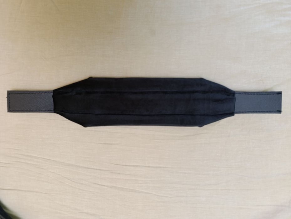 Продавам професионални  колани за акордеон. Калъфи аксесуари