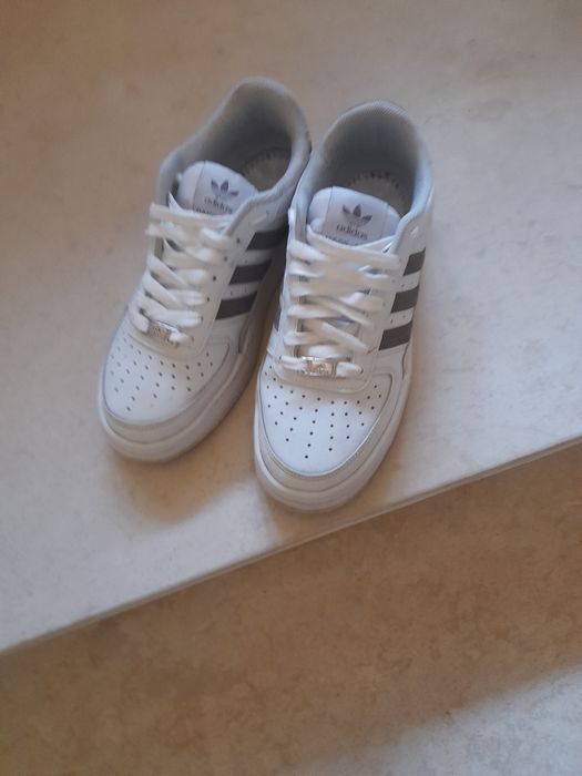 Маратонки  Adidas, 40 номер