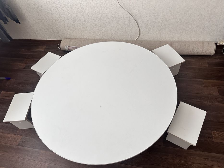 Круглый казахский стол + 4 стульчика