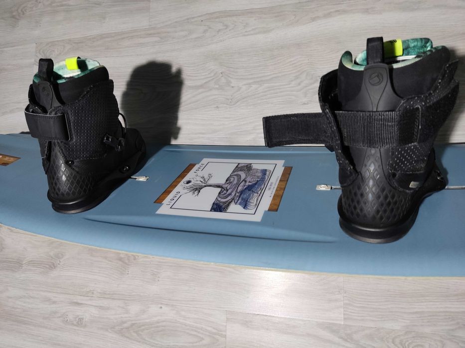 Висок клас уейкборд сет Liquid Force PEAK 146 с обувки Liquid Force TREK 4D 42 - 44 номер