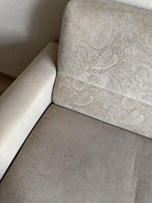 Продаётся Диван