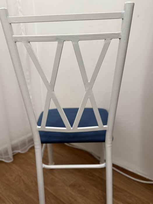 Стулья для кухни 8 шт