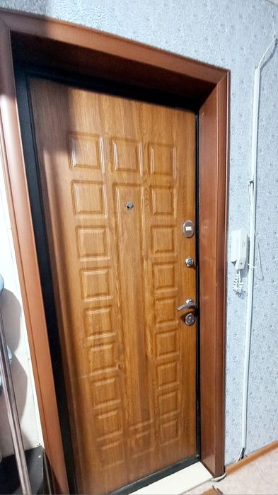 Продаю квартиру 16 мкр