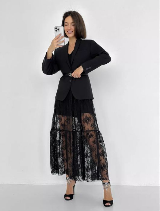 Платье с гипюром кружевное