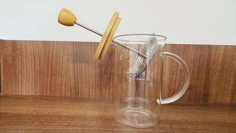 Infuzor de cafea si ceai (presa franceza)