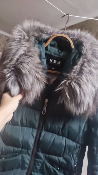 Срочно продам пуховики