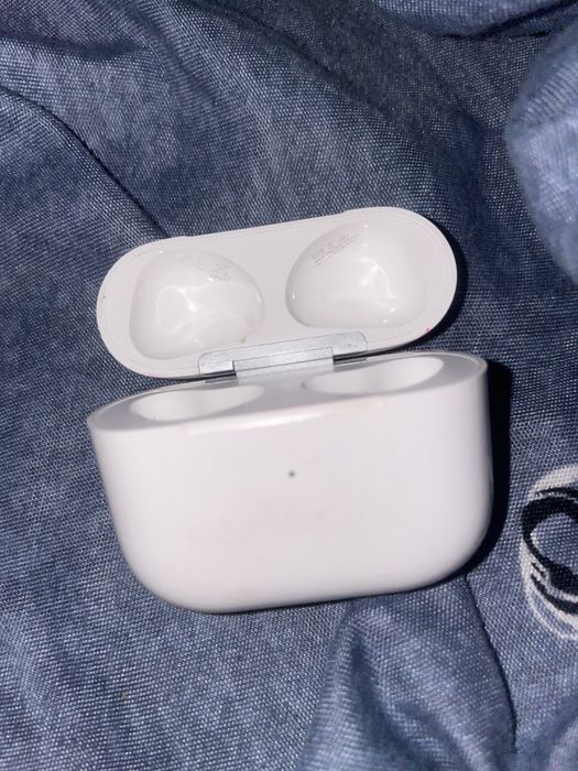 Оригинал AirPods 3