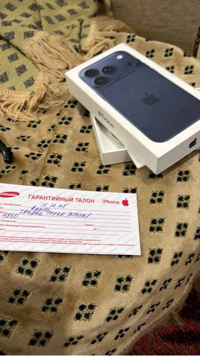 Phone 17 pro на гарантий