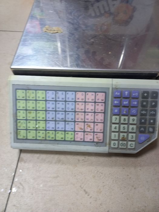 Весы настольные электронные