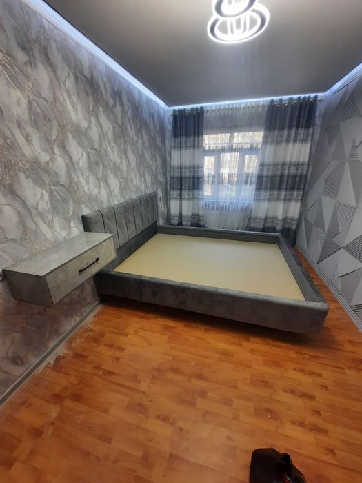 4 mavzeda 1 qavatda 3 xonali uy sotiladi