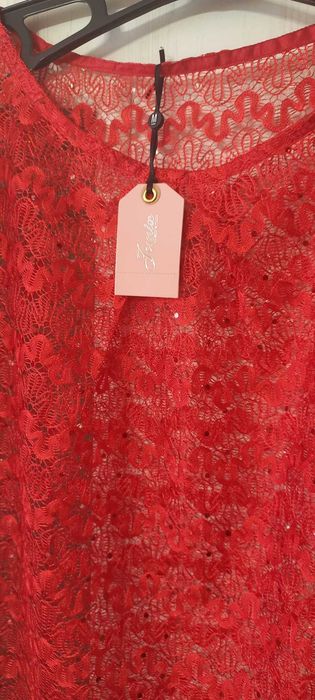 Bluza dantela superba ,marime M/L,noua cu eticheta