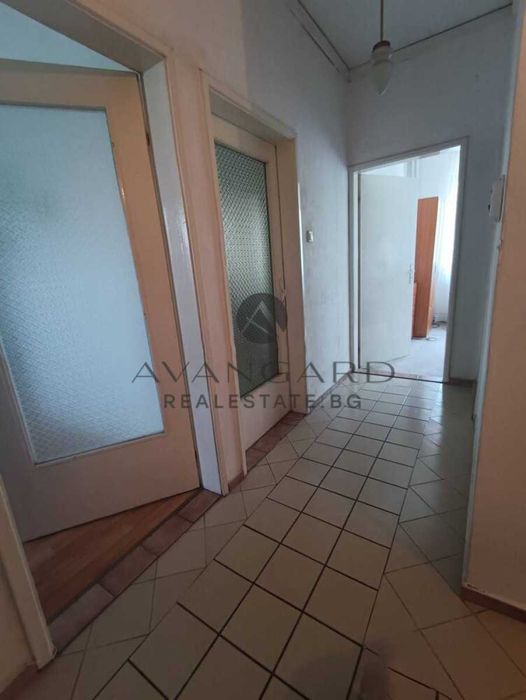 Продава се Тристаен апартамент в Пловдив, Тракия - 92 кв.м за 1577 €/кв.м - Снимка #13