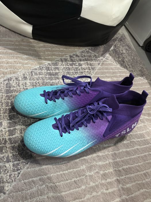 Ghete de fotbal, crampoane iarba